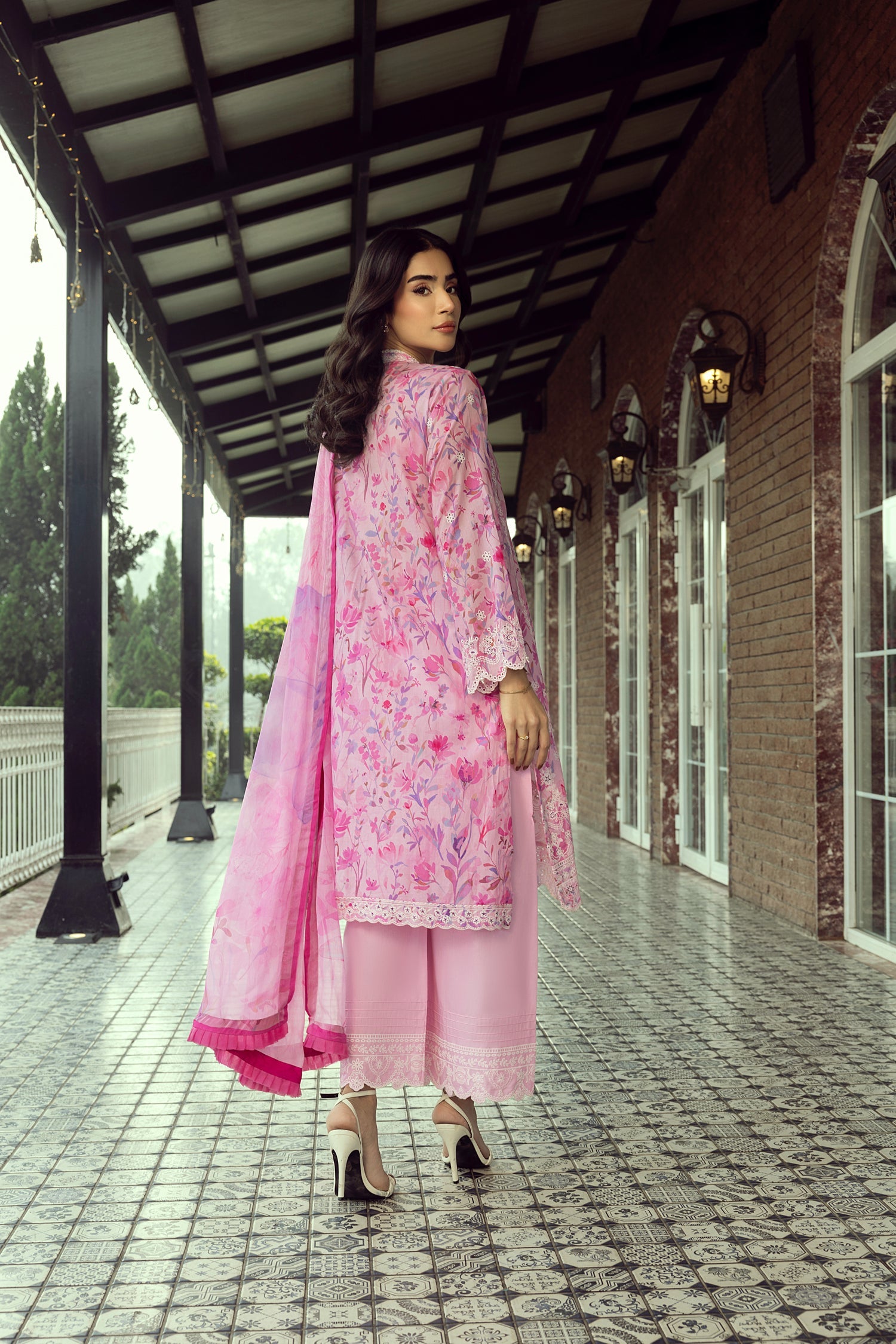 Lakhany Spring Emb Lawn`25 RL#13