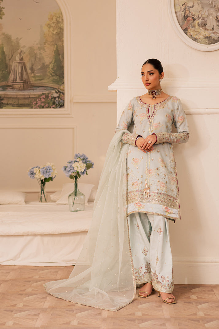 Emaan Adeel Suave Luxury Formals`25 (ELAIN)