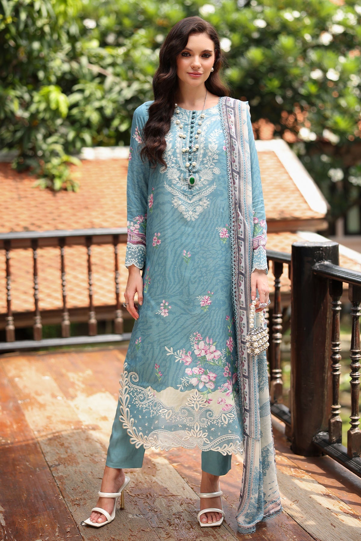 RA Nureh Delights S-Linen`25 DD#17