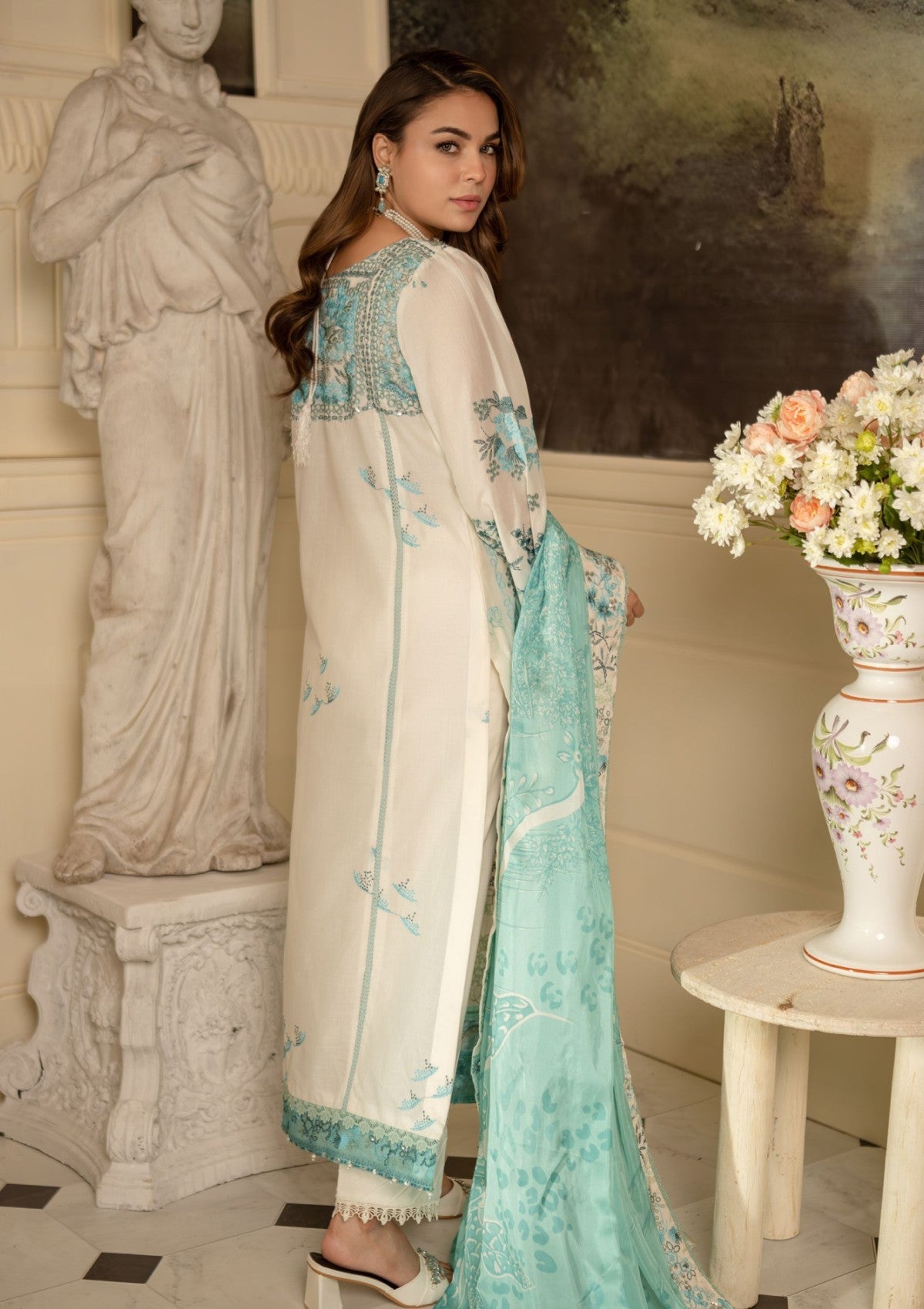 Thames Reet Emb Lawn`25 D # 01 L Ferozi