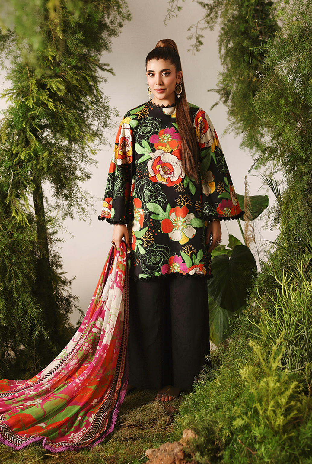 Naqsh Bloom & Vogue Jacquard`25 Blossom Black D#152