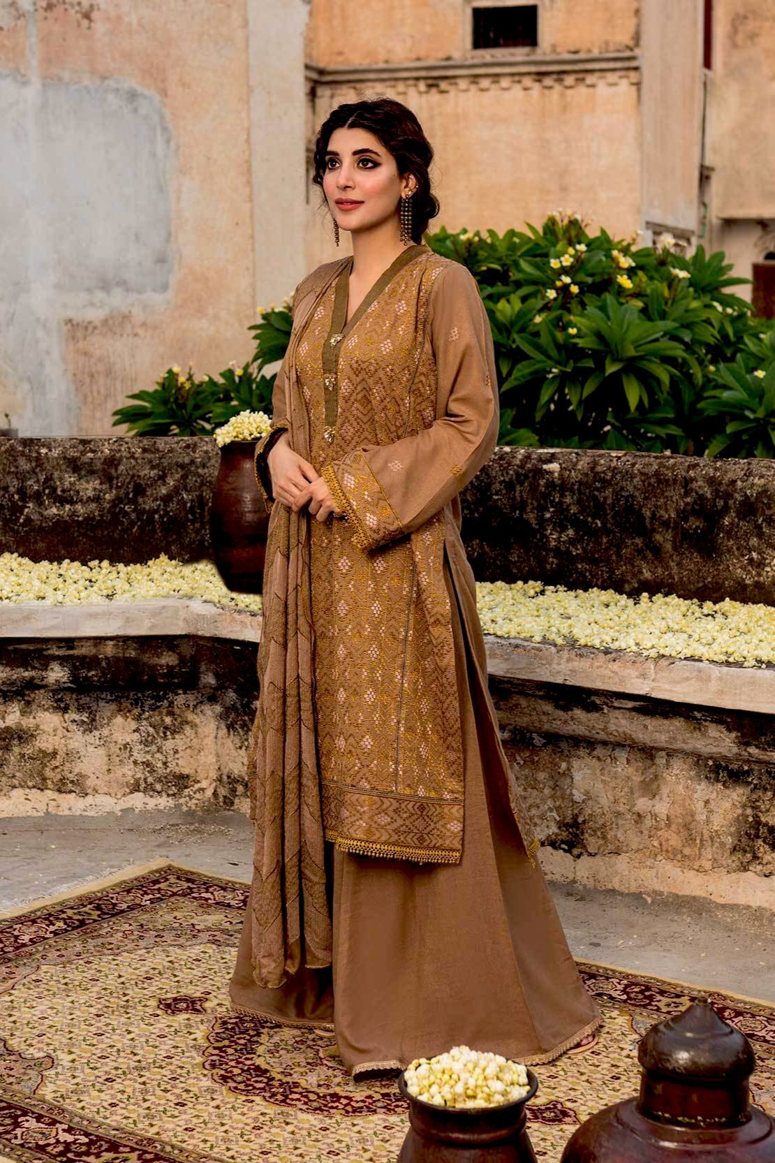 Raaya Luxury Emb Series`20 D#322