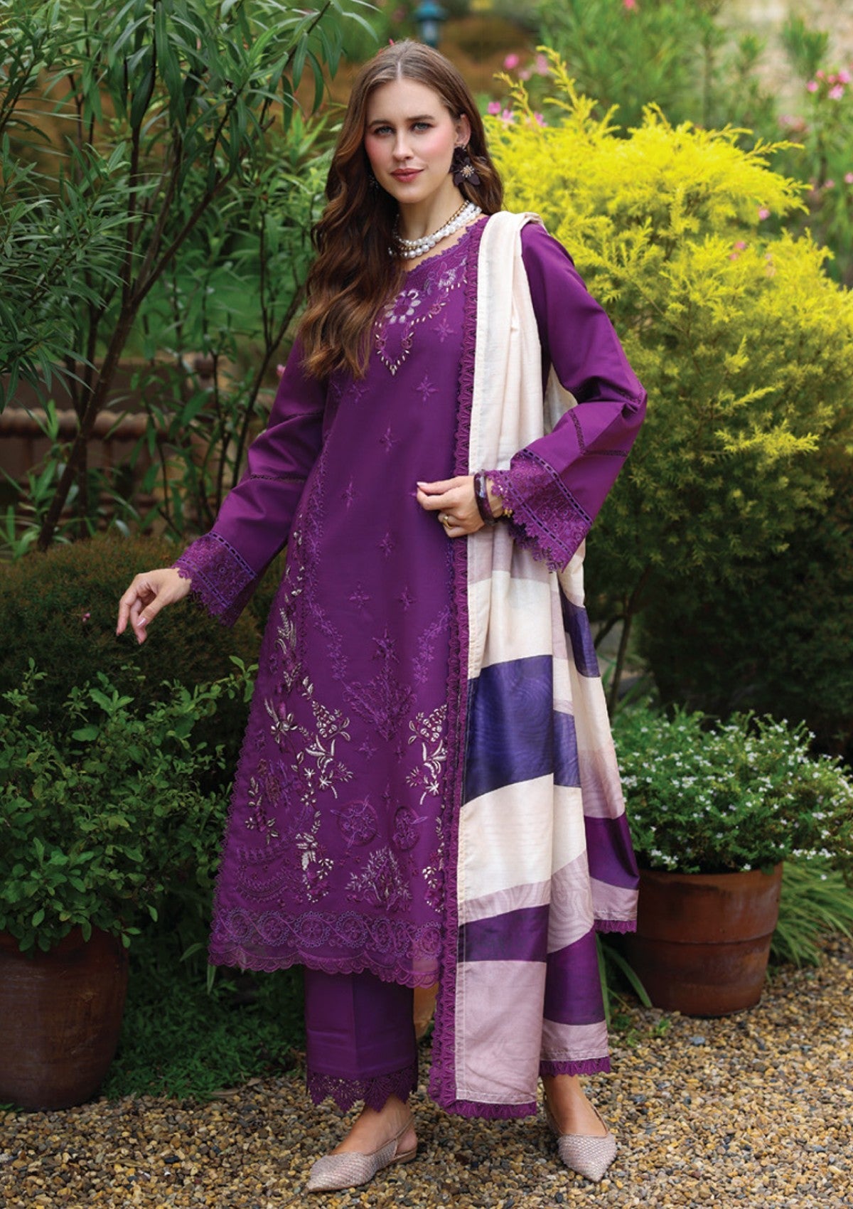 Ayleen Luxe Blossom`26 (AYLAA)