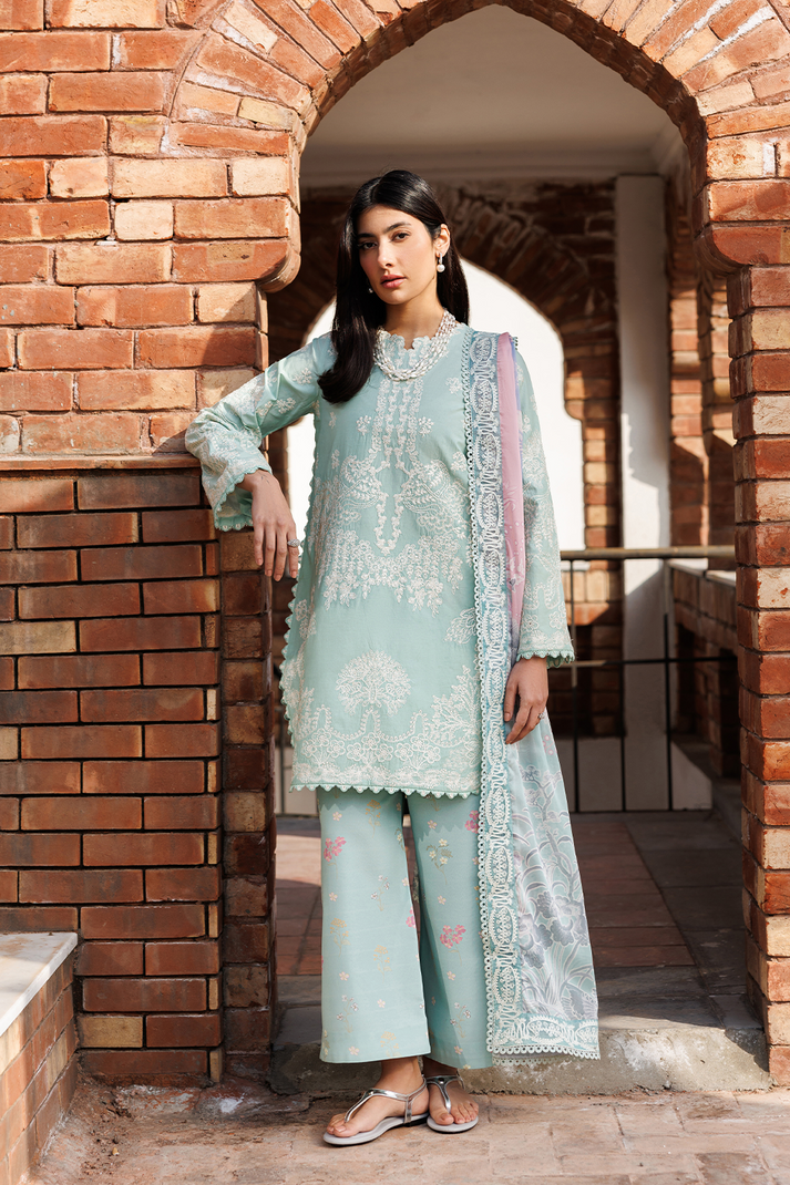 Emaan Adeel Mirabelle Lawn`26 (ISOLDE)