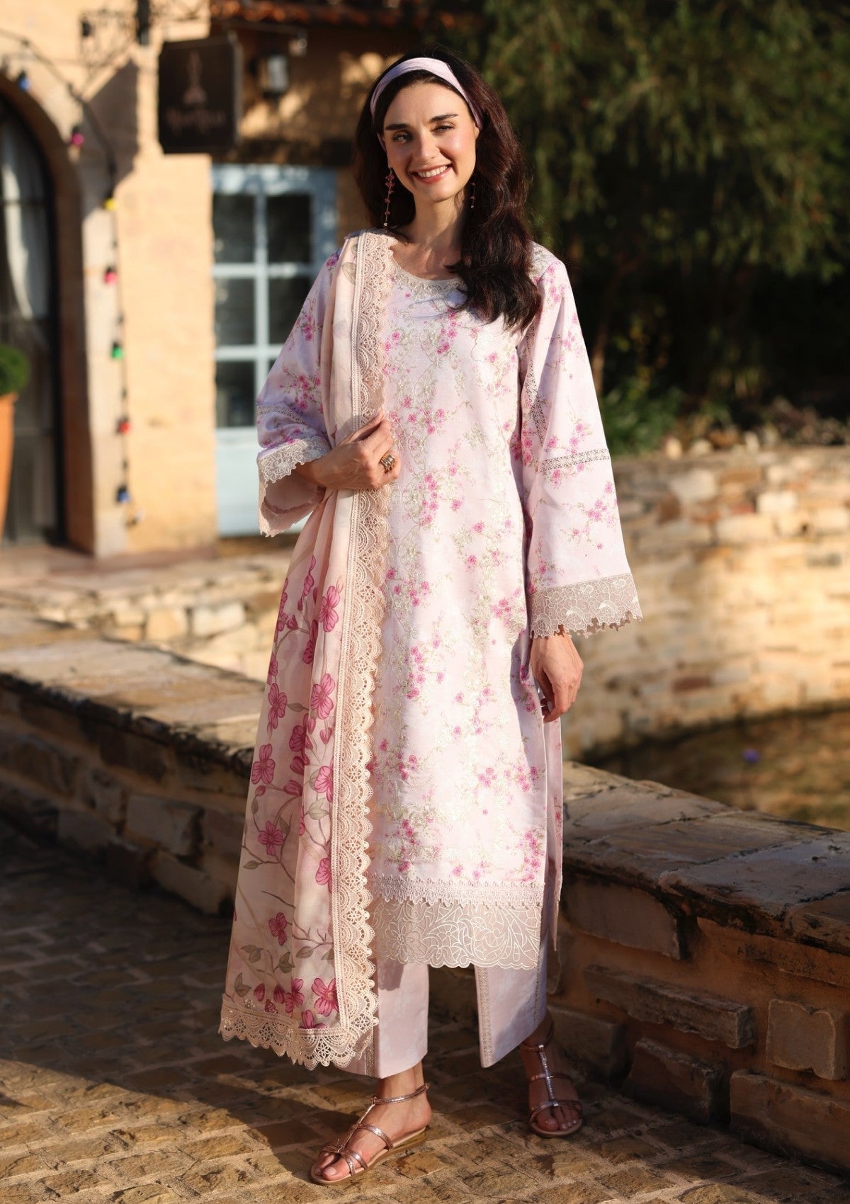 Naqsh Ayleen Lawn`26 SUKH CHAIN