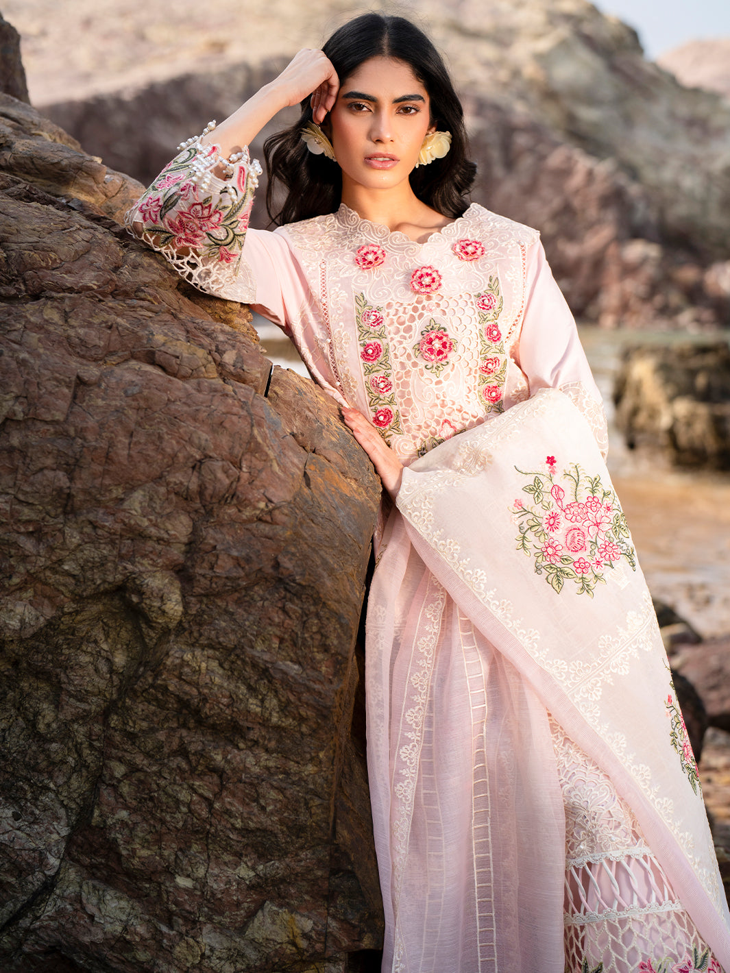 Mahnur Sirene Emb Lawn'25 D#7-A