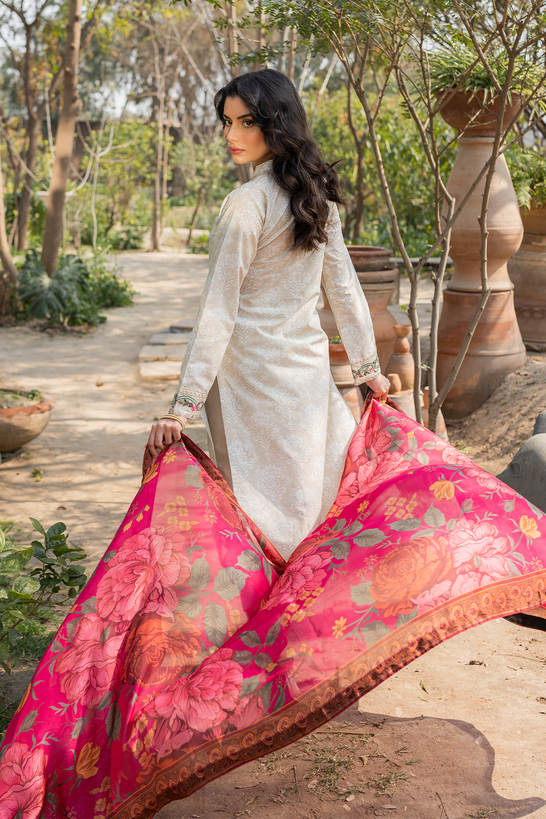 Muraad Raha Emb Lawn`24 (INAYA)