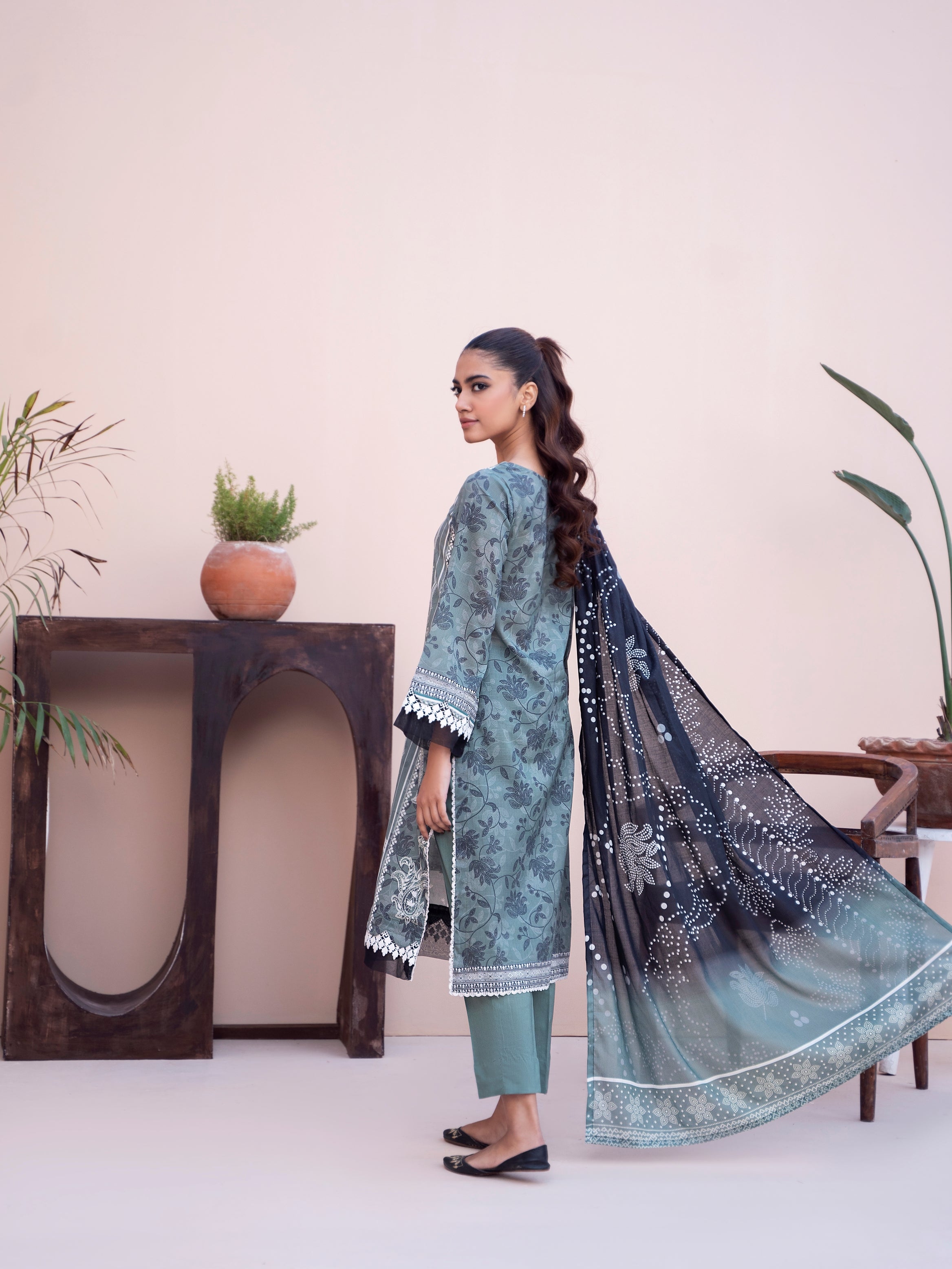 Lala Mahee Doria Lawn'25 LS#171