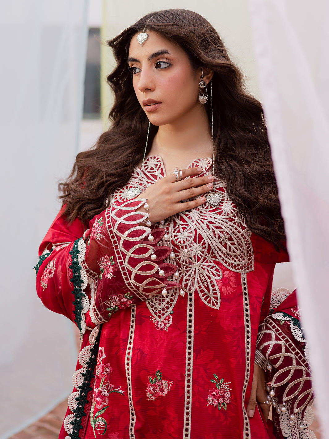 Mahnur Gulzar Winter`25 G#03