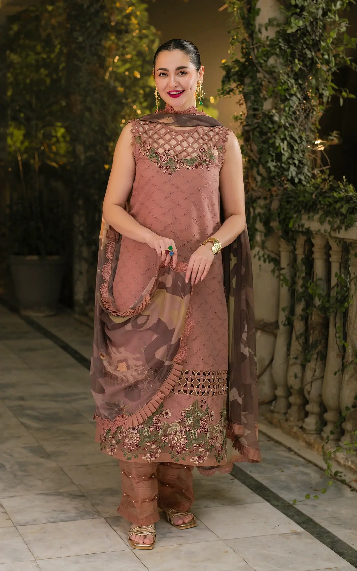 Asifa & Nabeel Gulkari`25 D#04