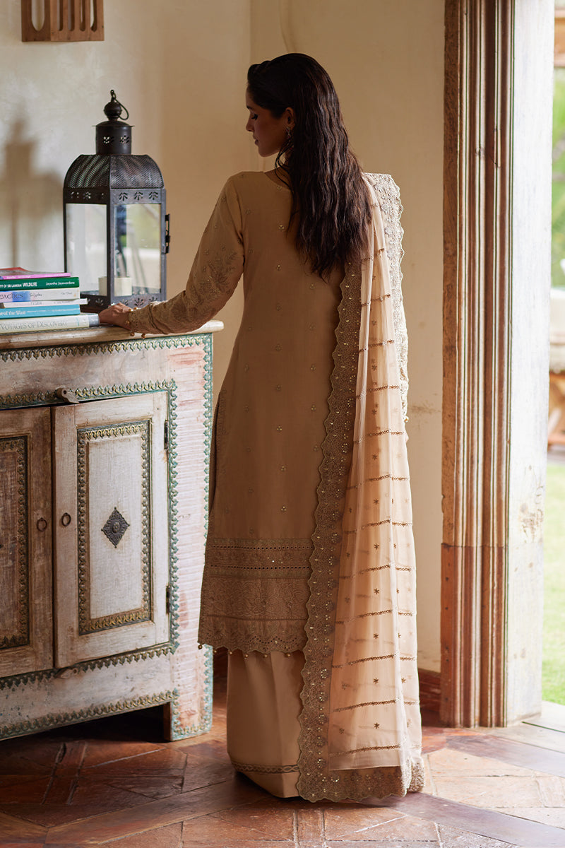 Gulaal Luxury Lawn`25 D#07