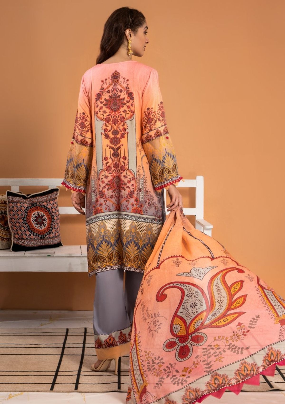 Mohagni Shamira Linen`20 SB#03
