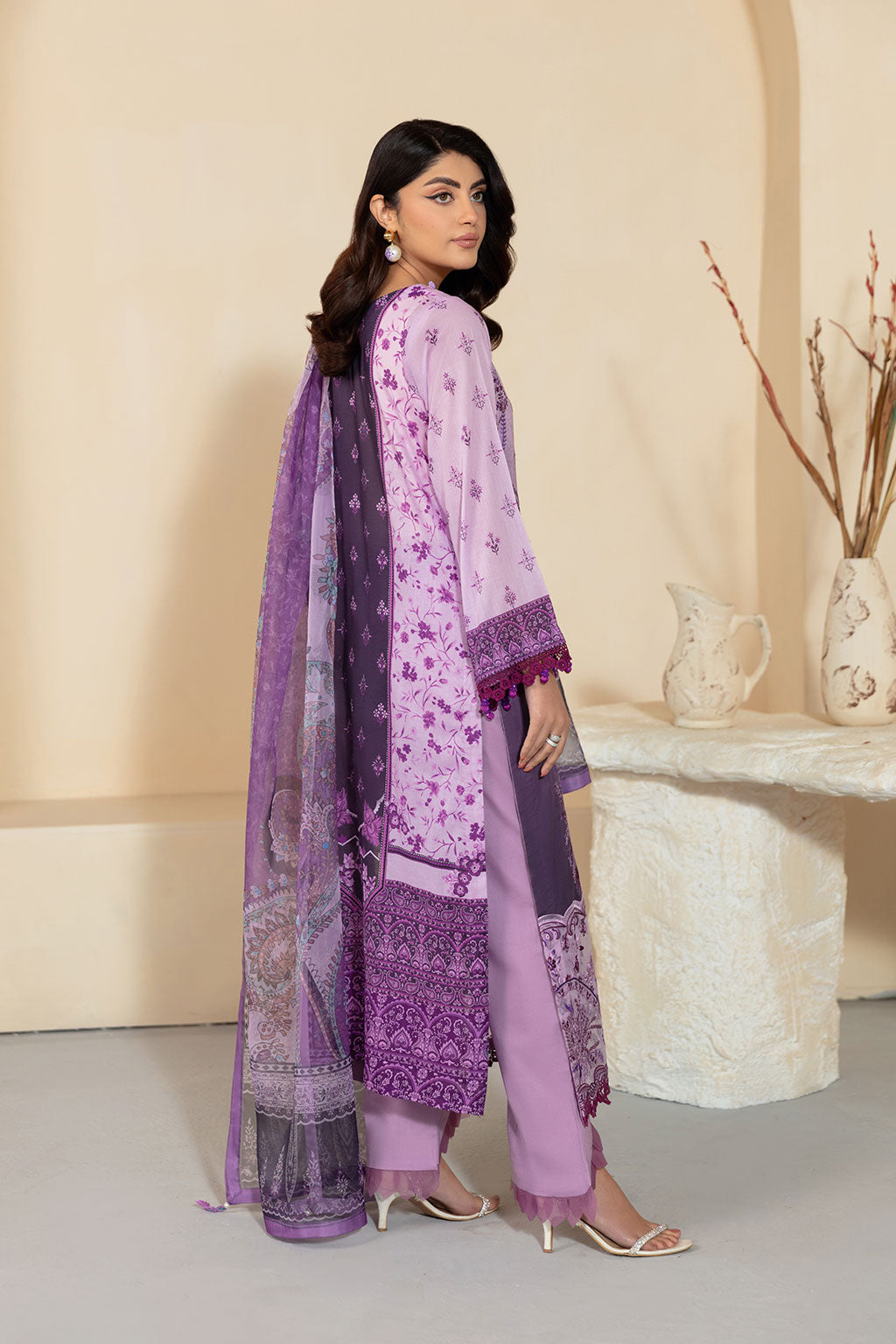 Ramsha Mashaal L/Lawn'25 Vol-13 D#1304