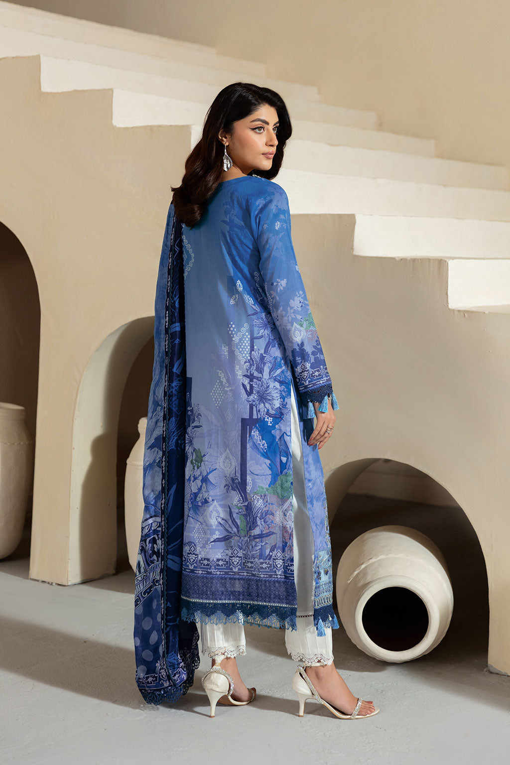 Ramsha Mashaal L/Lawn'25 Vol-13 D#1302