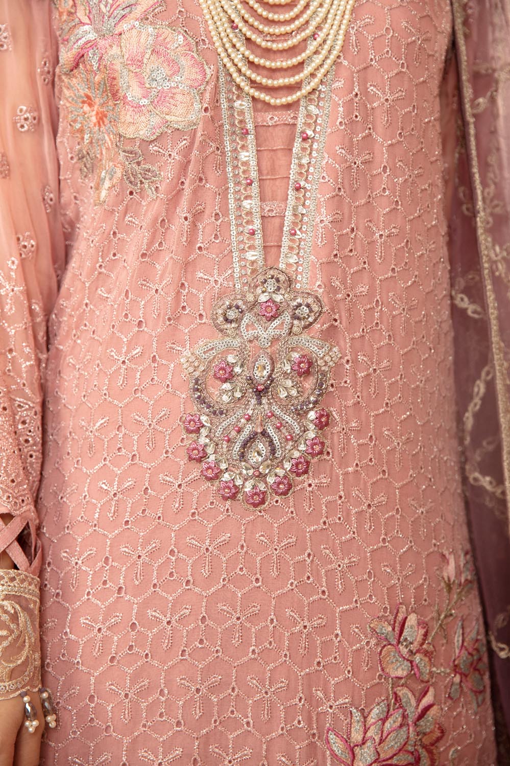 Adan`s Libas Raviah Emb Chiffon`22 D#06
