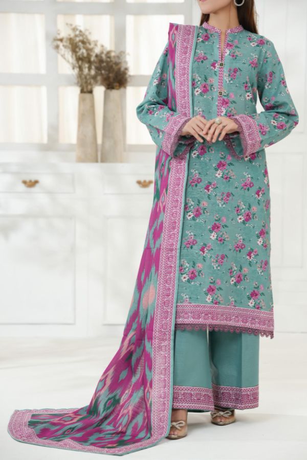 VS Shahkar Khaddar`25 D#18 (Ferozi)