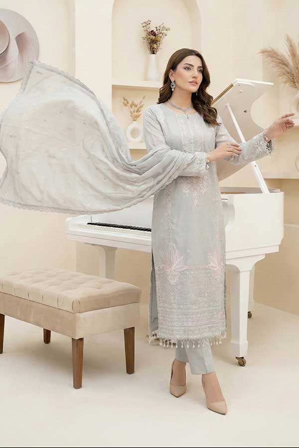 Zunaira Lavender Emb Lawn`26 L#4