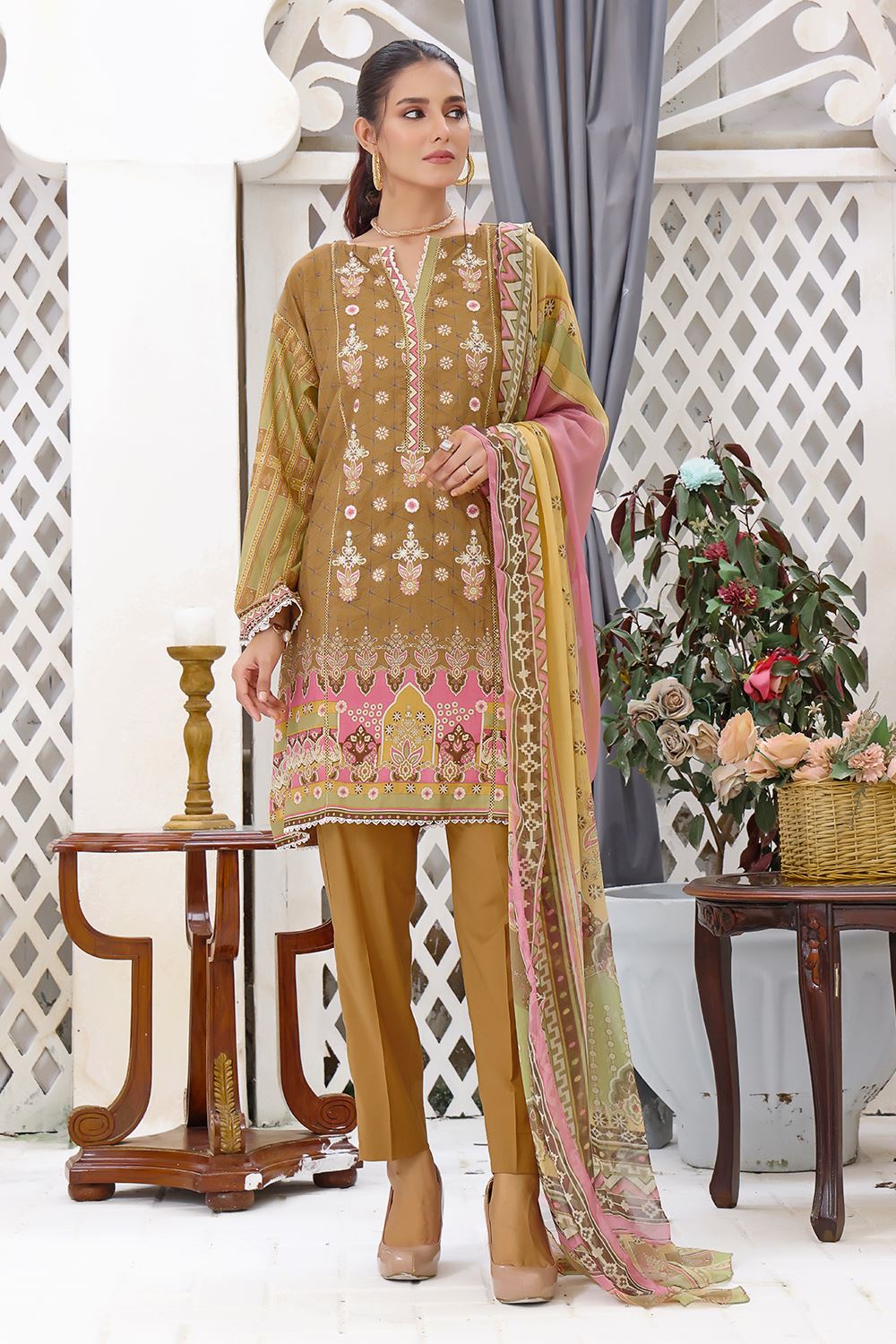 Khas Dilara Emb Lawn`23 KC#1408