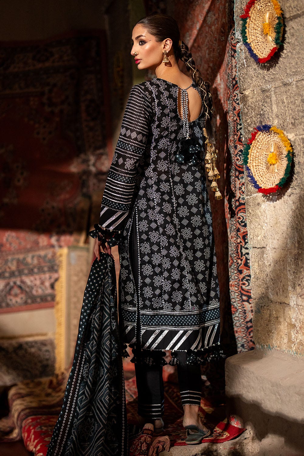 Gul Ahmed Summer Lawn'25 CL# 52412A