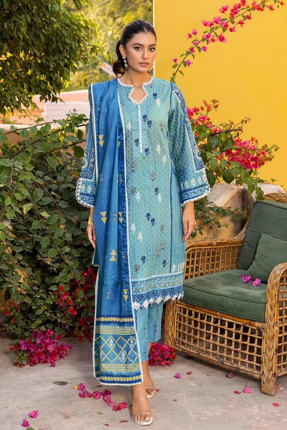 Gul Ahmed Lawn`23 CL#32120 A - Main Image