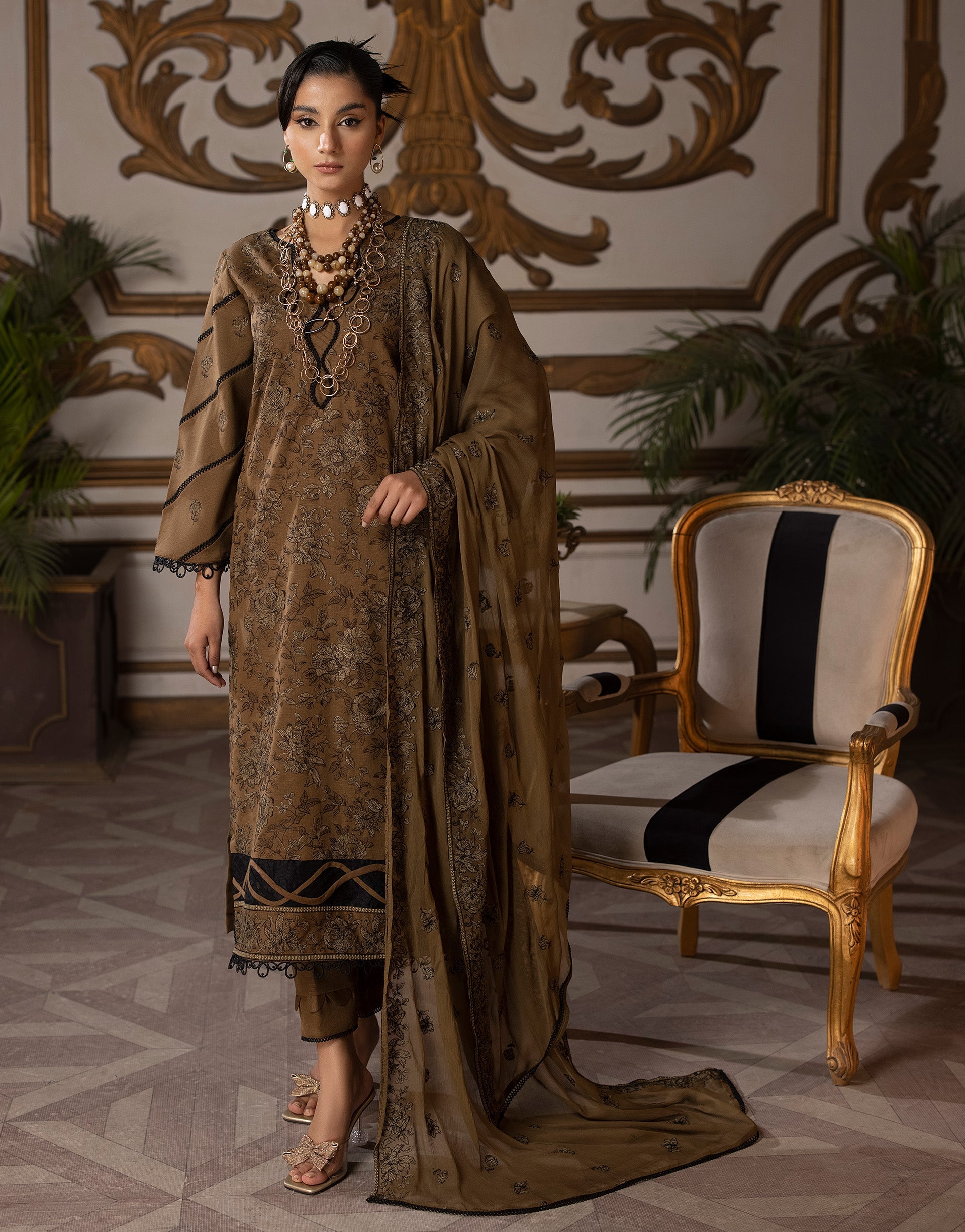 Sanam Saeed Rioga Lawn`24 D#09