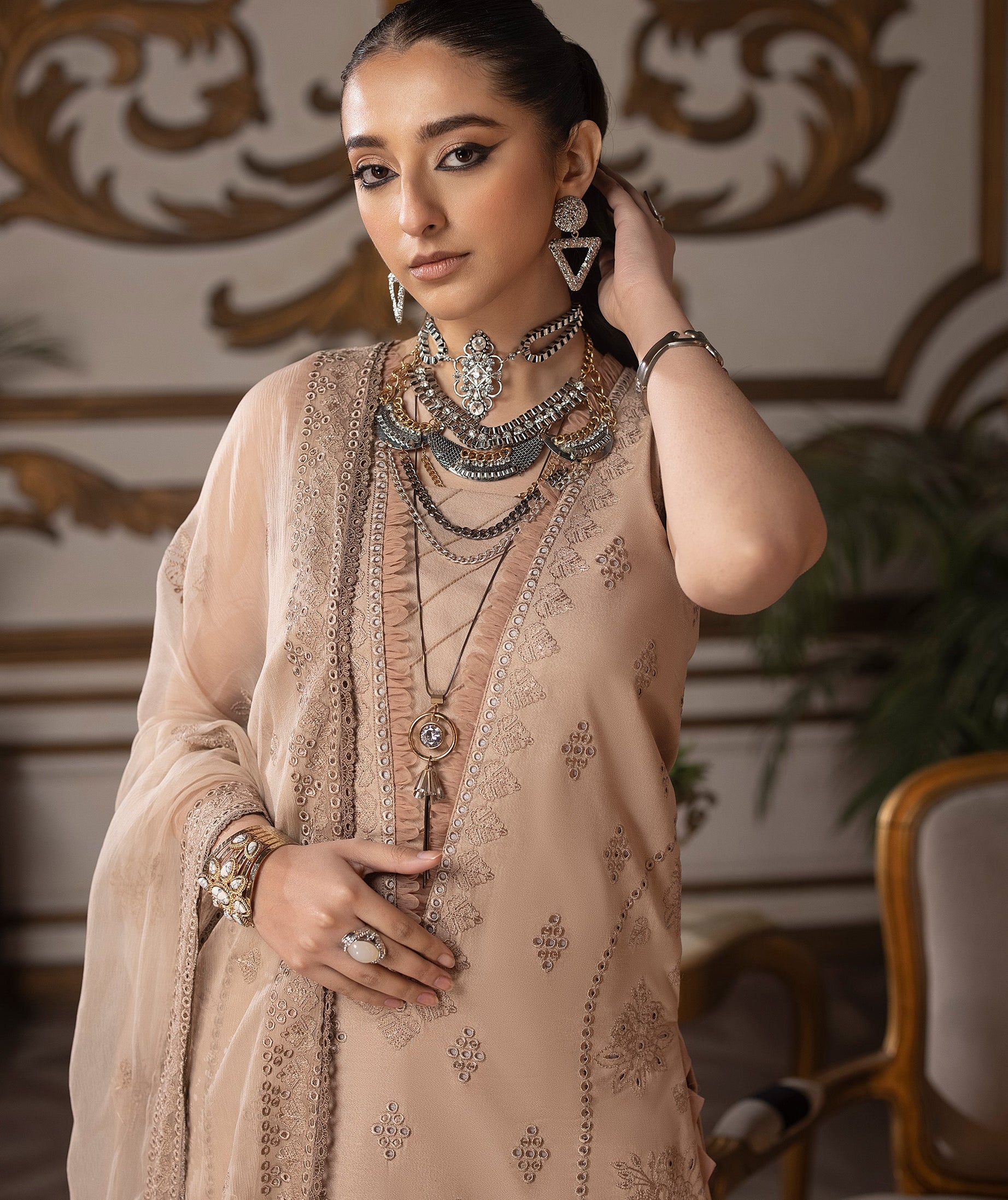 Sanam Saeed Rioga Lawn`24 D#04
