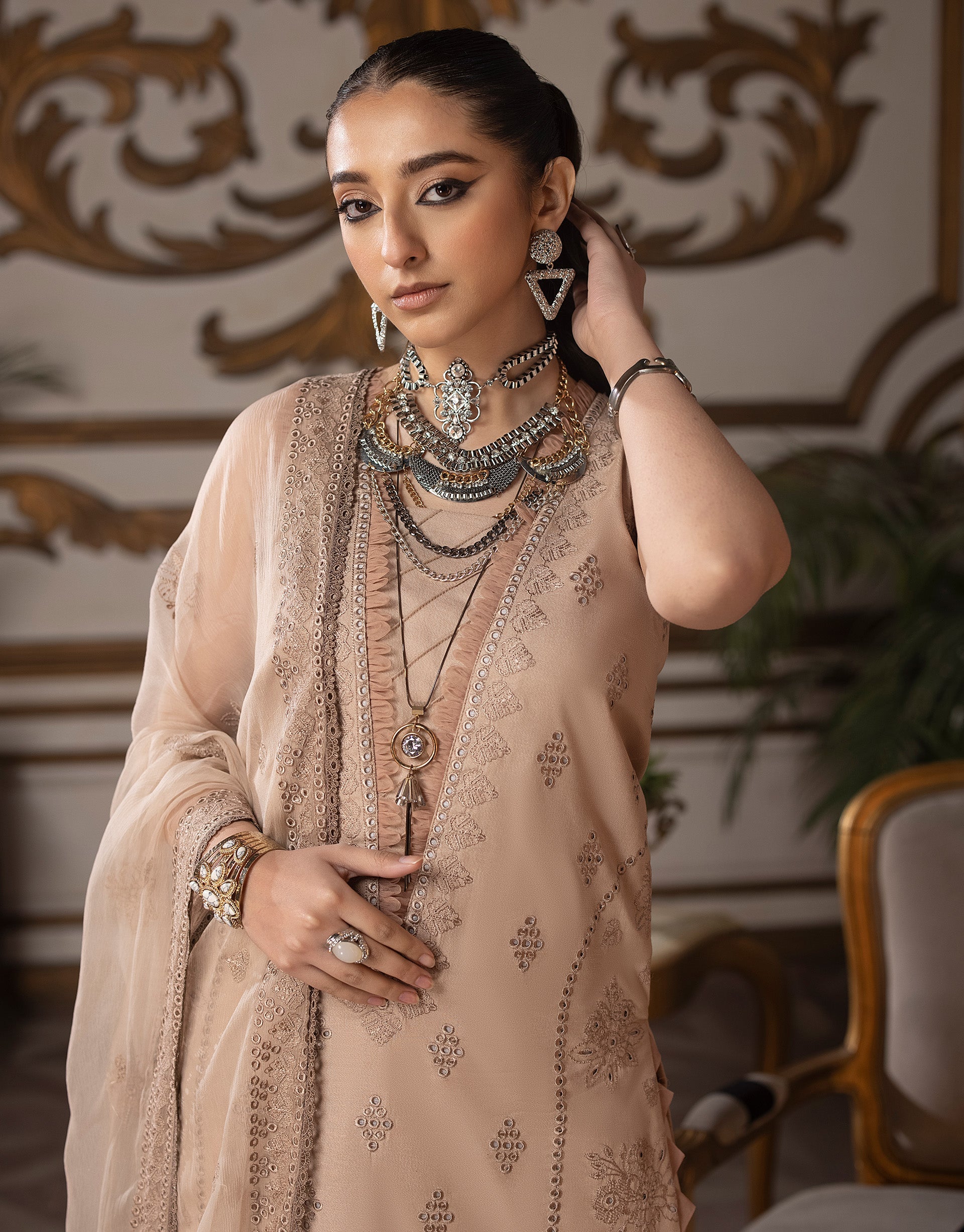 Sanam Saeed Rioga Lawn`24 D#04