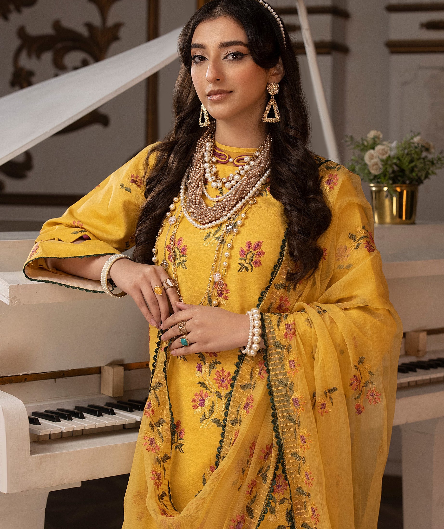 Sanam Saeed Rioga Lawn`24 D#02