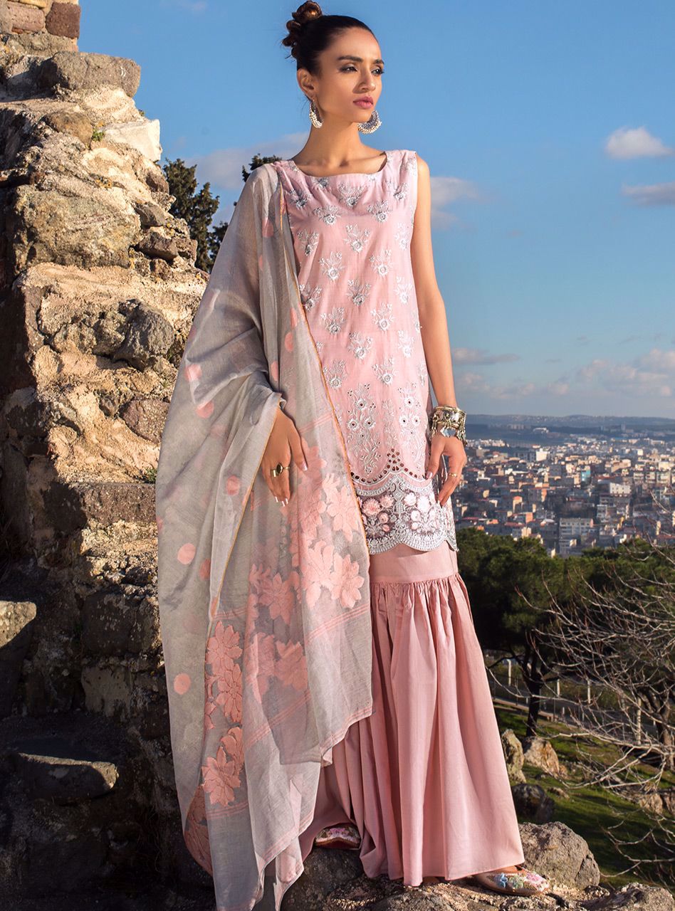 Zainab Chottani Luxury Lawn`21 D#06-B