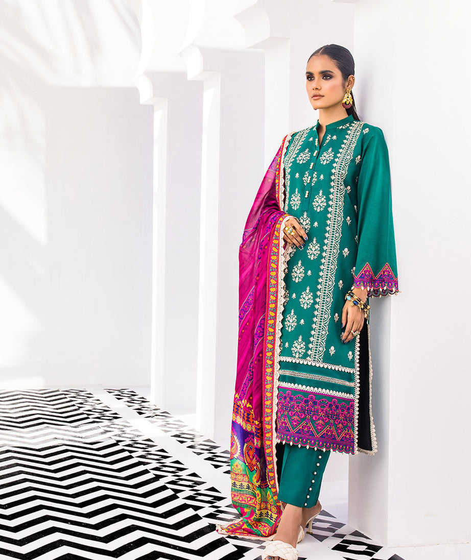 TAHRA By Zainab Chottani Eid Unstitched`22 D#03 (CRIMSON BREEZE)