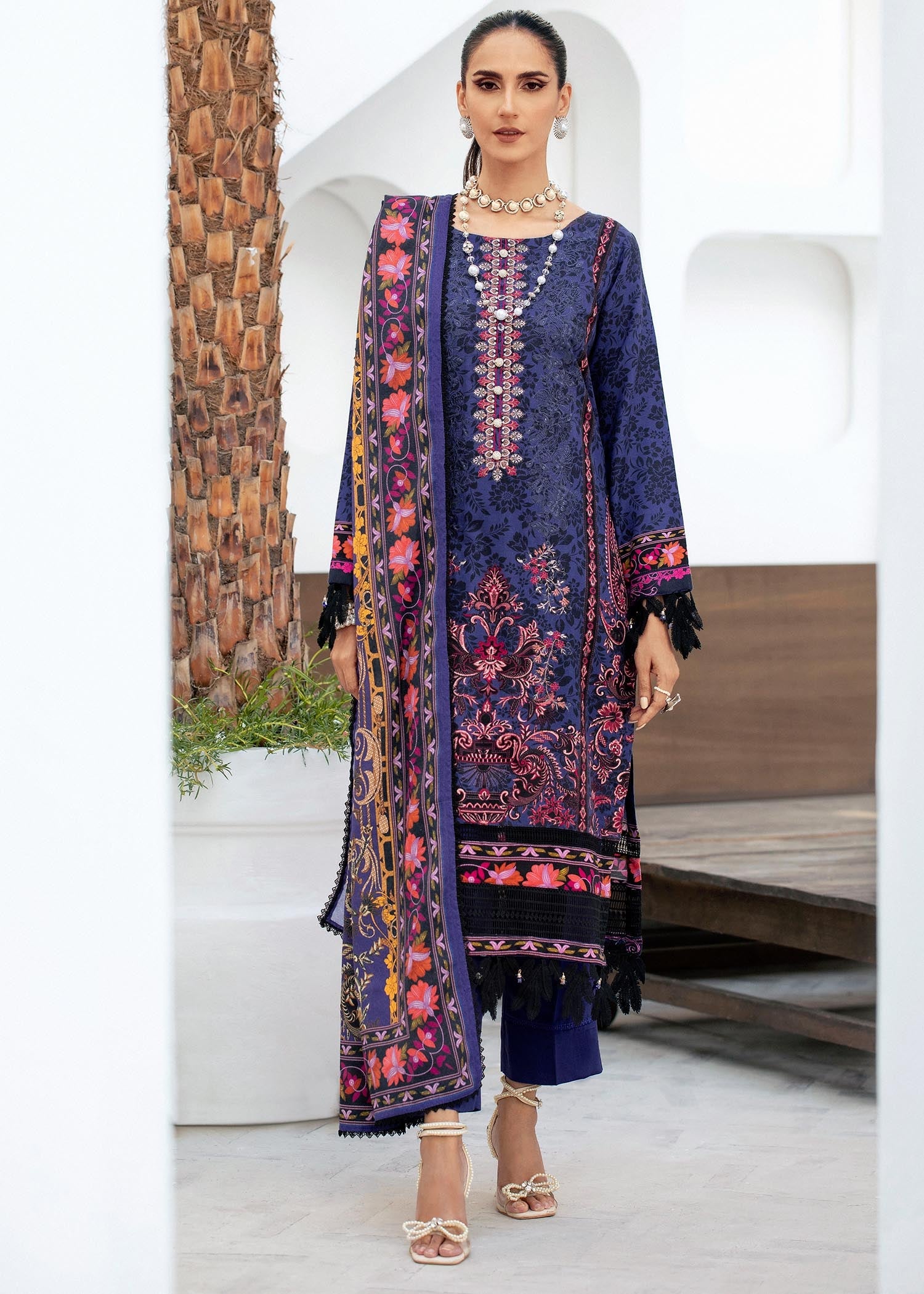 Lala Blossom Emb Linen`23 LW#0028