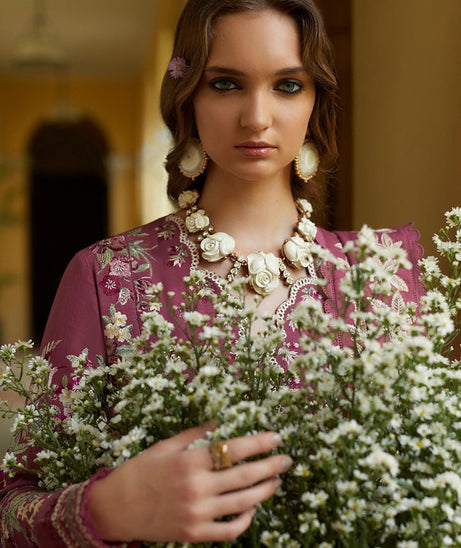 Zaha Winter Unstitched Collection'22 ZW#13 (LALAM)