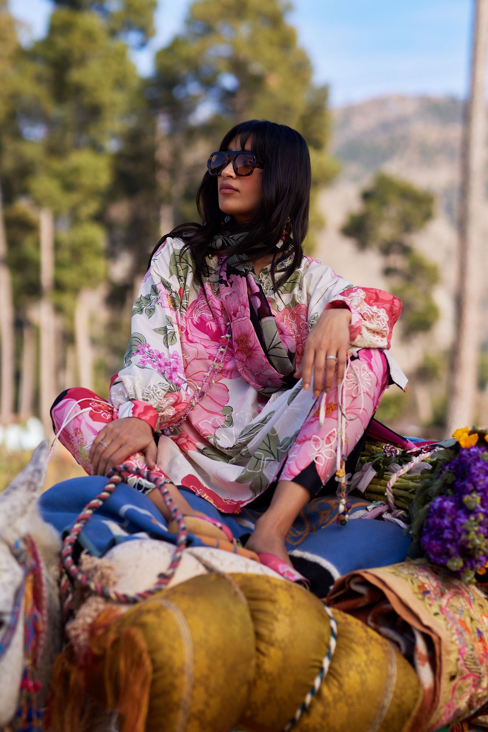 Zaha Festive Lawn`26 D#13B