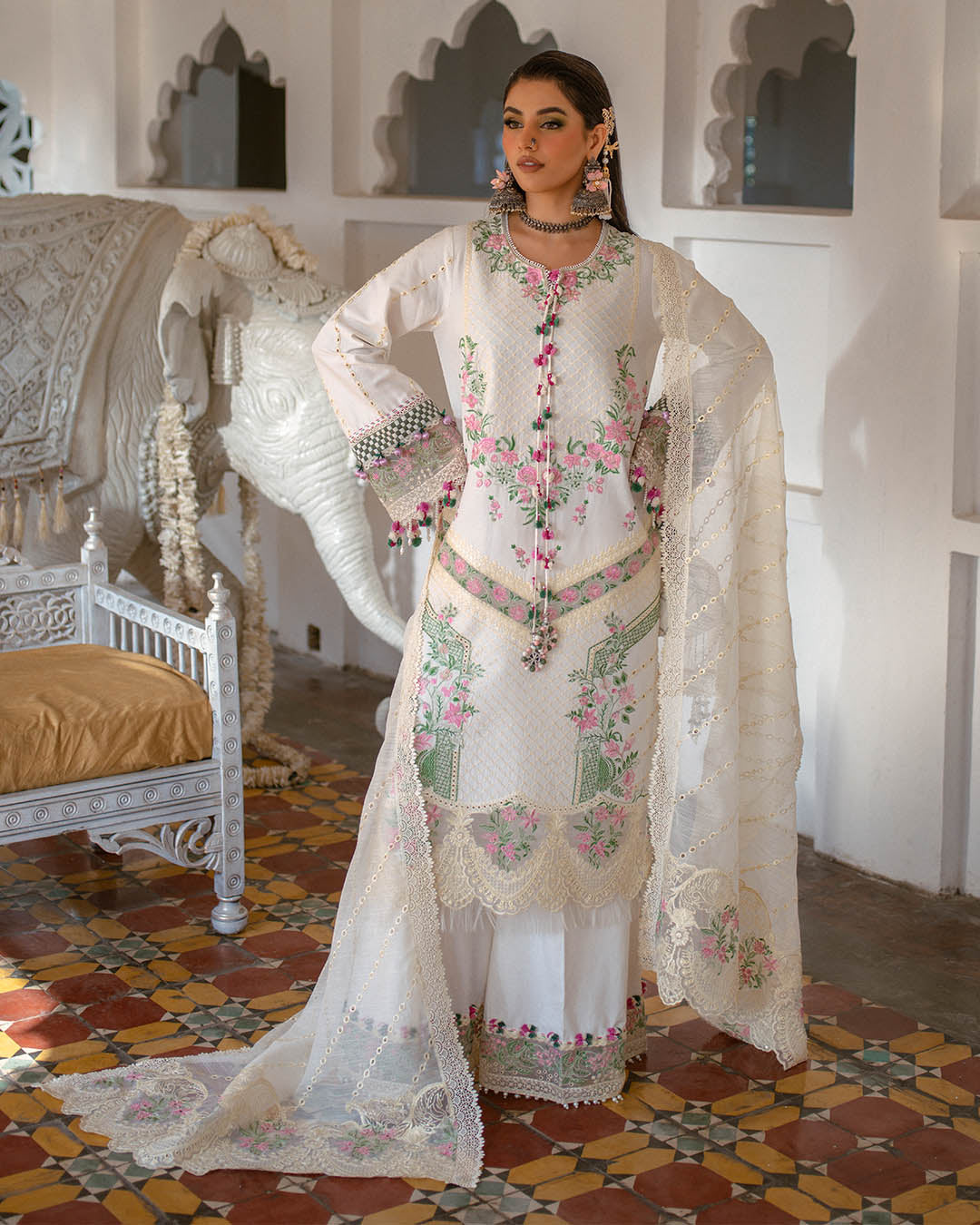 Sajna Luxury Festive Lawn'25 D#05 (Asra)