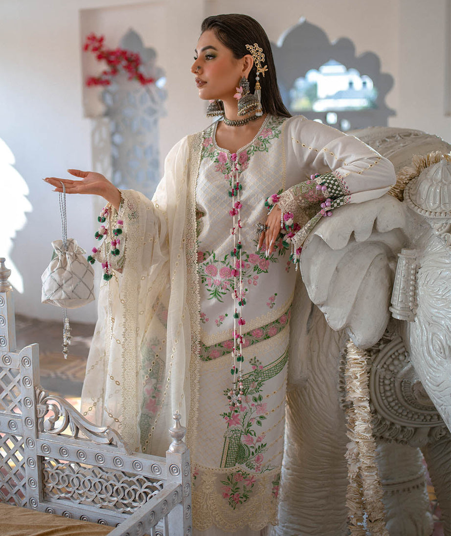 Sajna Luxury Festive Lawn'25 D#05 (Asra)