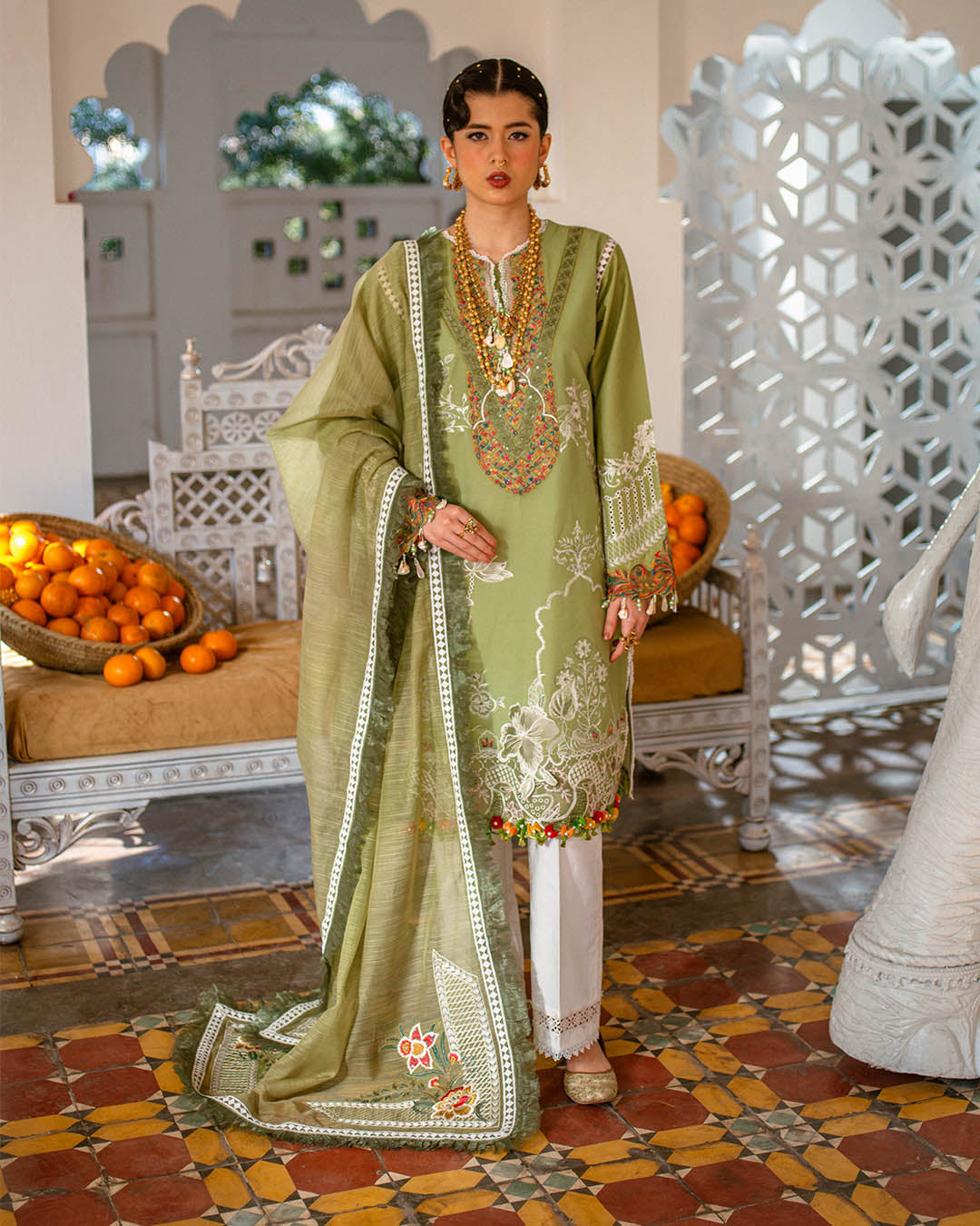 Sajna Luxury Festive Lawn'25 D#08 (Omavi)