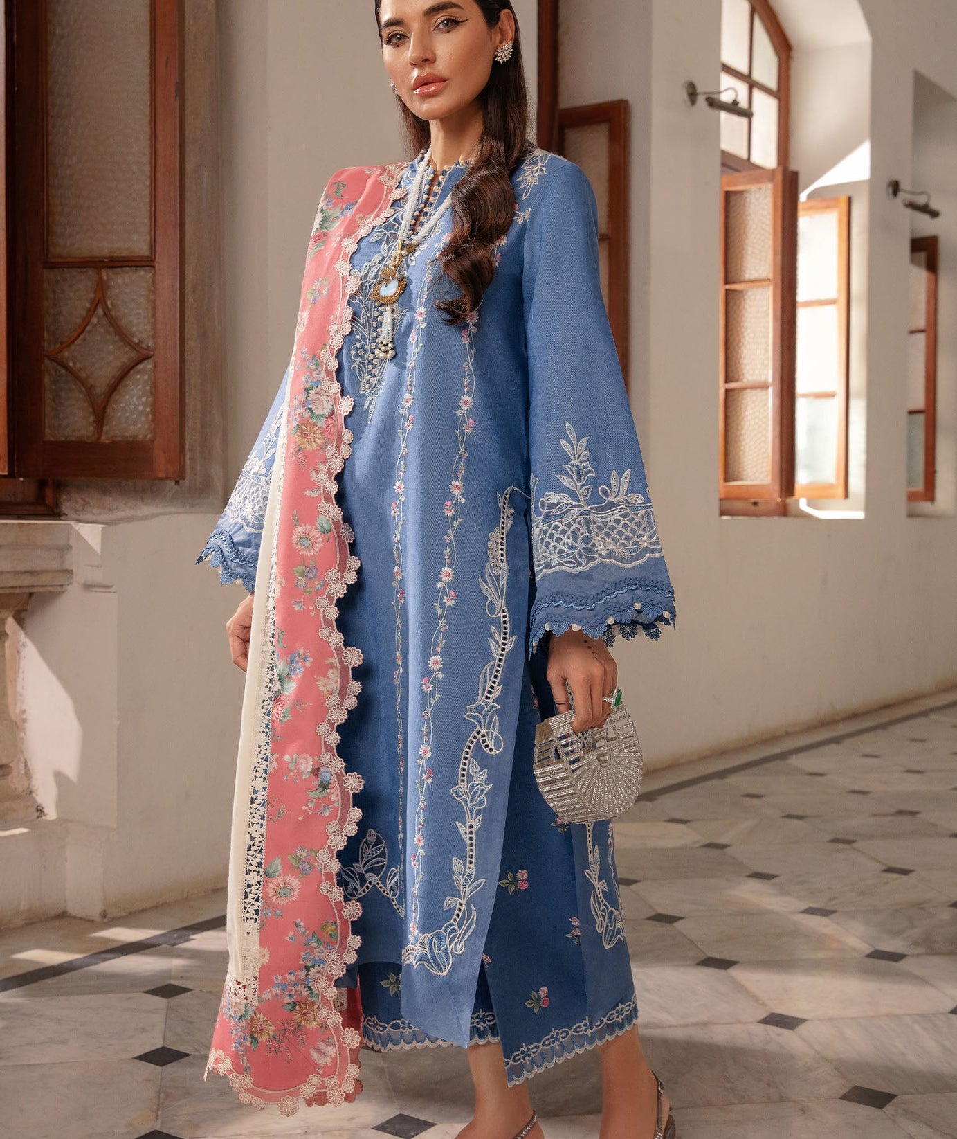 Crimson Aaleen Winter'24 D#04 (Modern Memsaab)