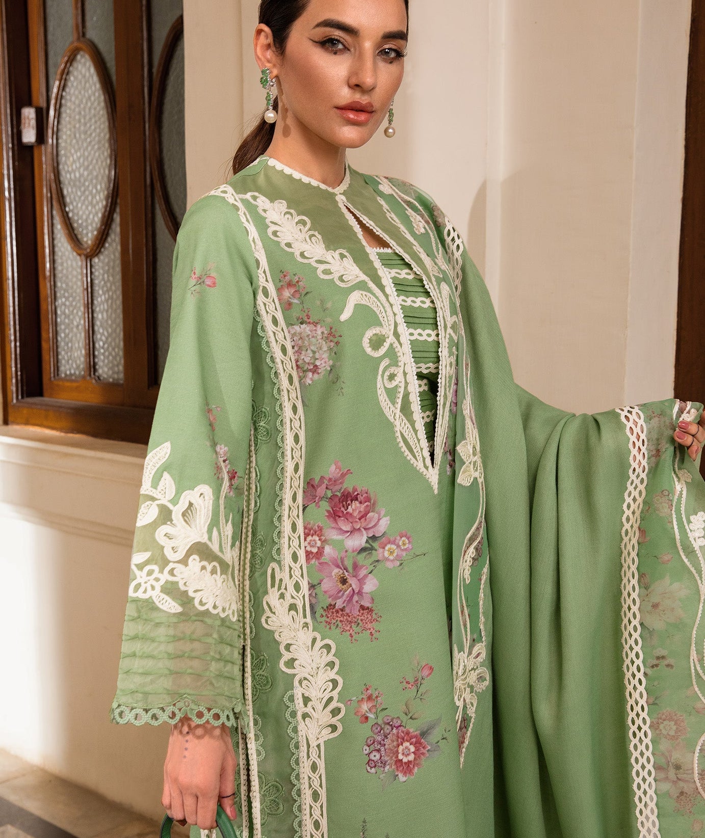 Crimson Aaleen Winter'24 D#03 (Gulbaan)