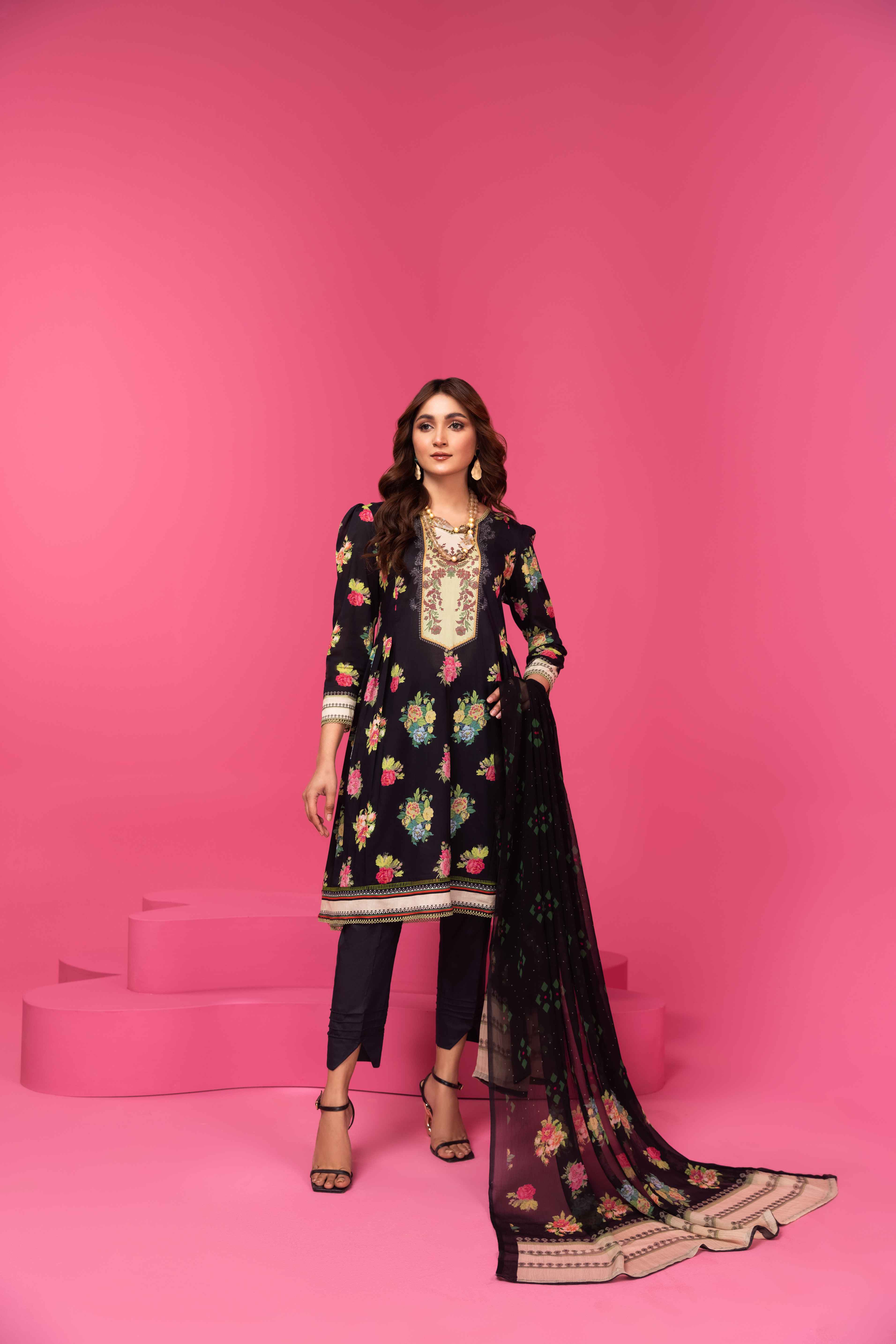 Gul-e-Lala Exclusive Lawn'24 D#05