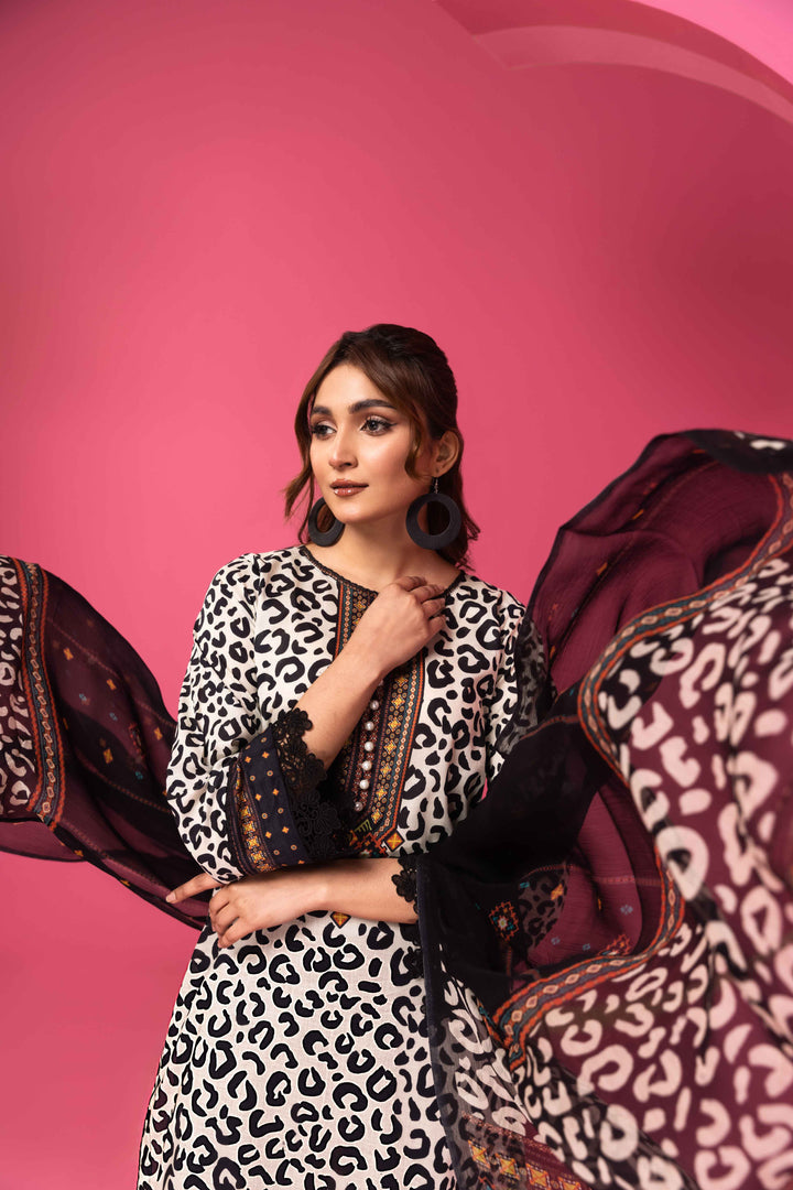 Gul-e-Lala Exclusive Lawn'24 D#10