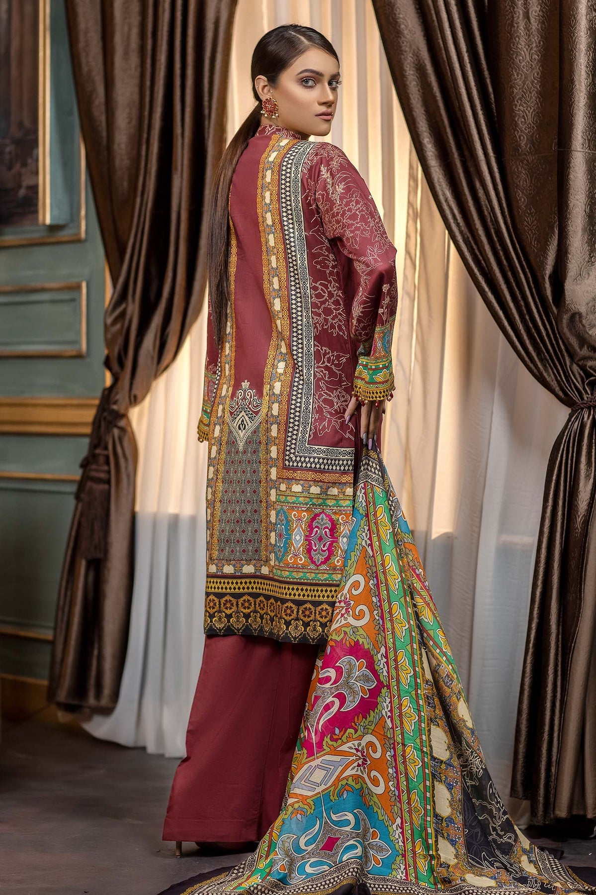 Zebaish Rang-e-Bahar Emb Lawn'22 D#6