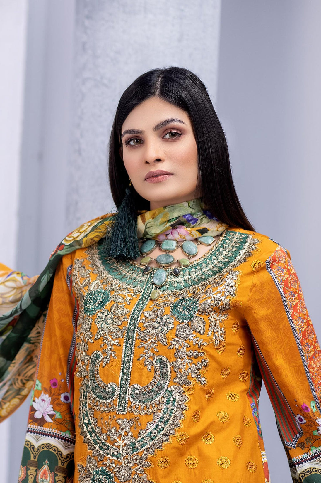 Zebaish Guzarish Emb Lawn'22 D#5