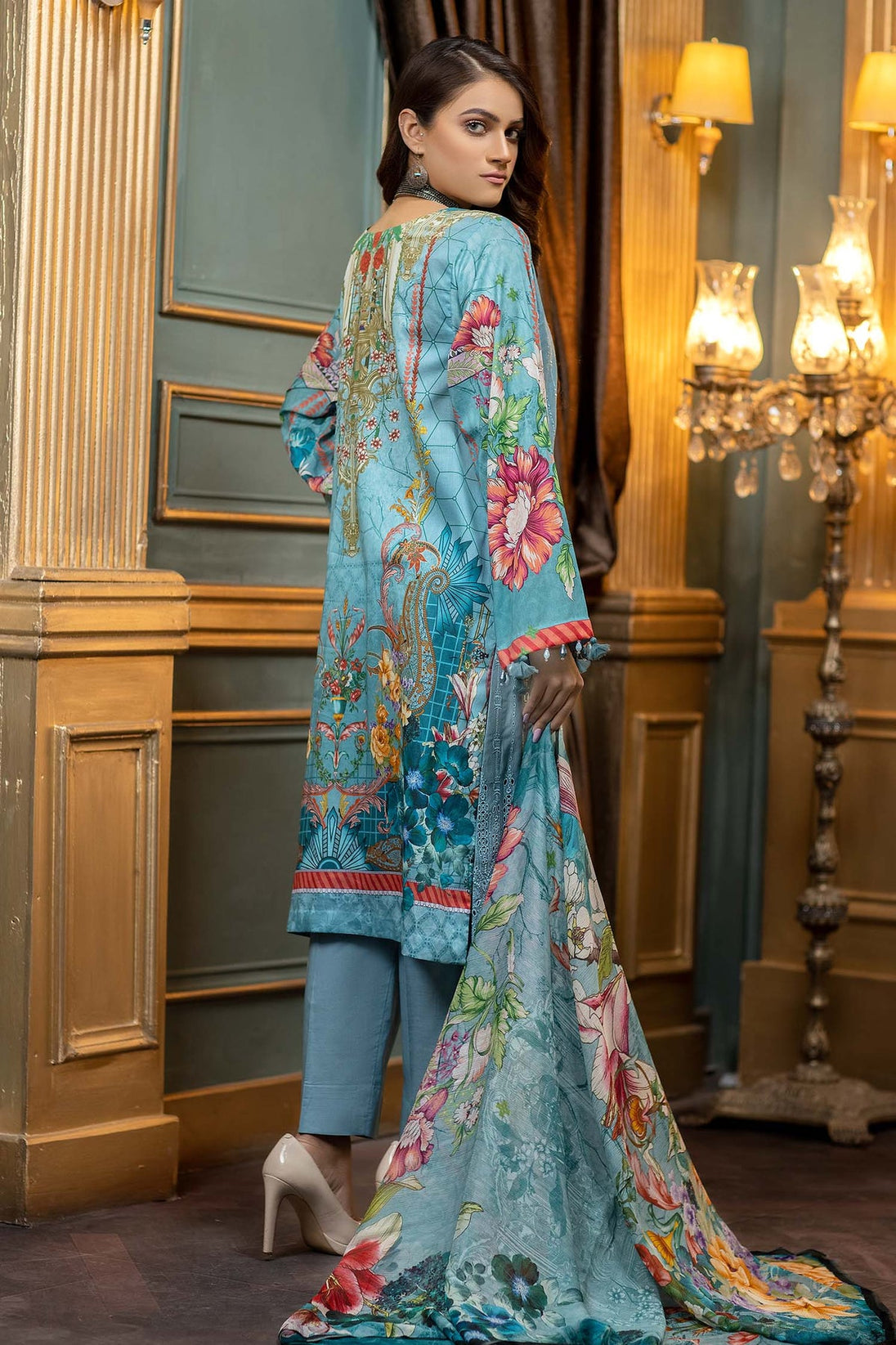 Zebaish Rang-e-Bahar Emb Lawn'22 D#10