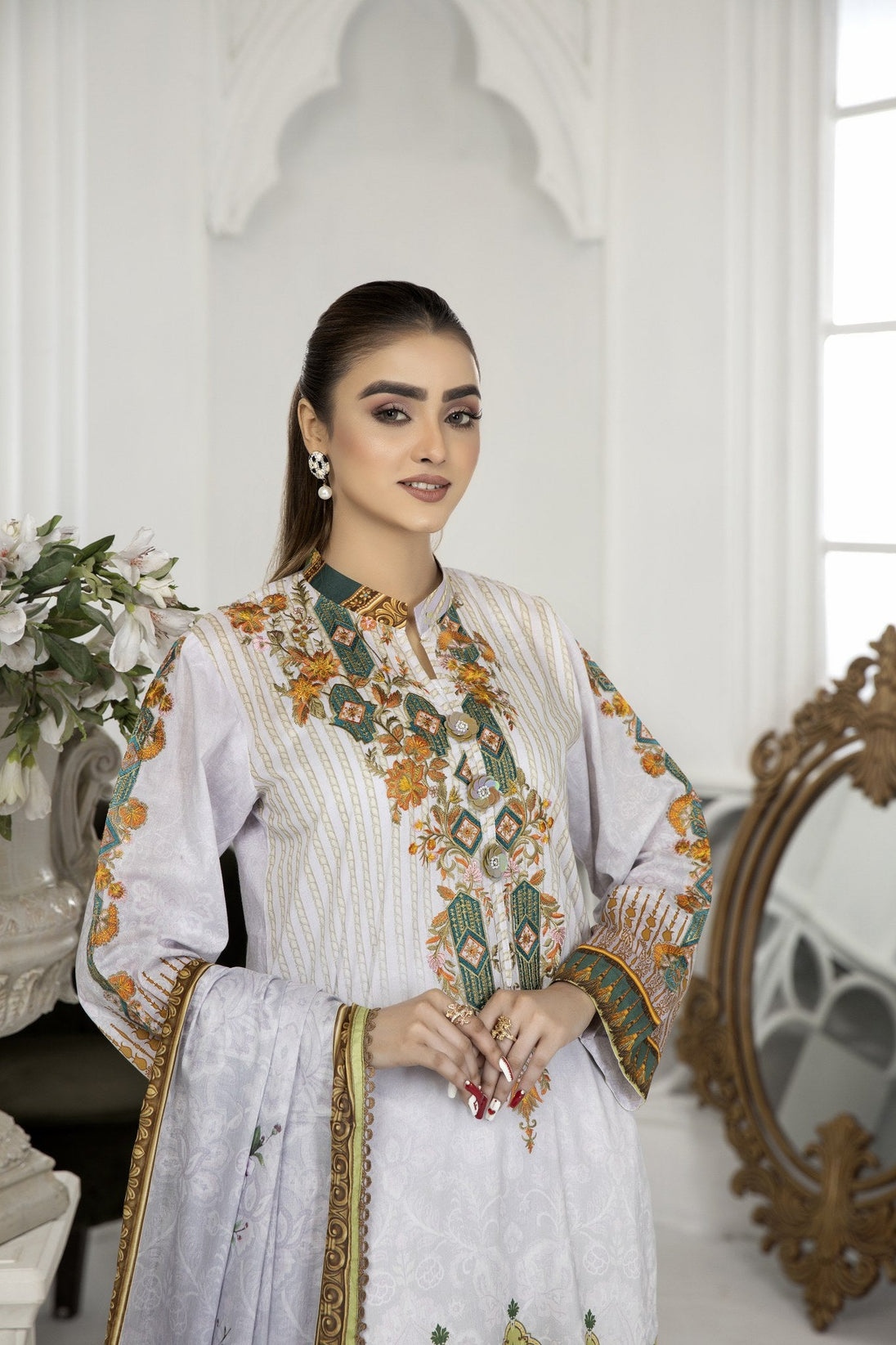 Safwa Florina Emb D/Lawn`22 SEC#01