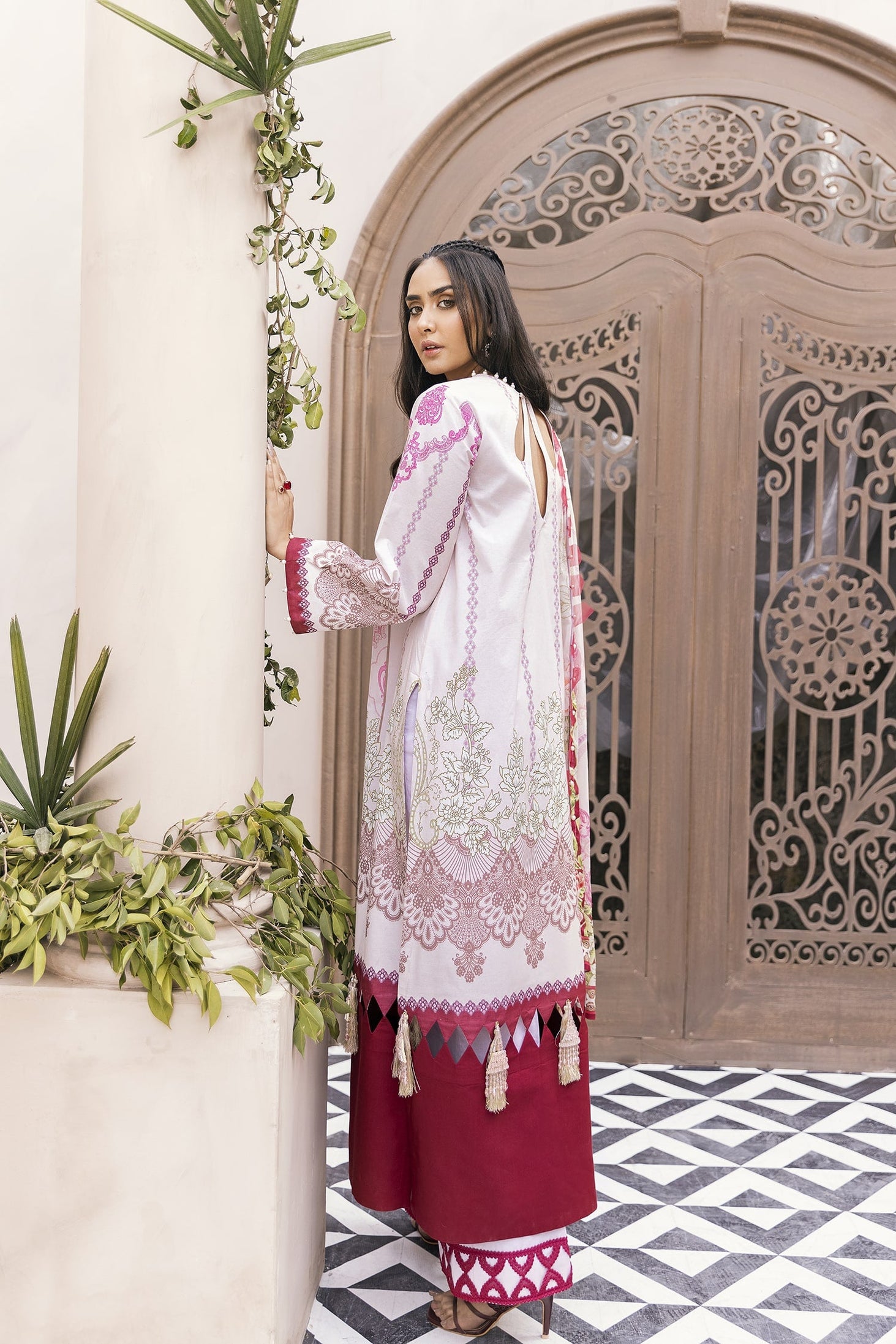 Nuriyaa Kashish Lawn'22 D#4-A
