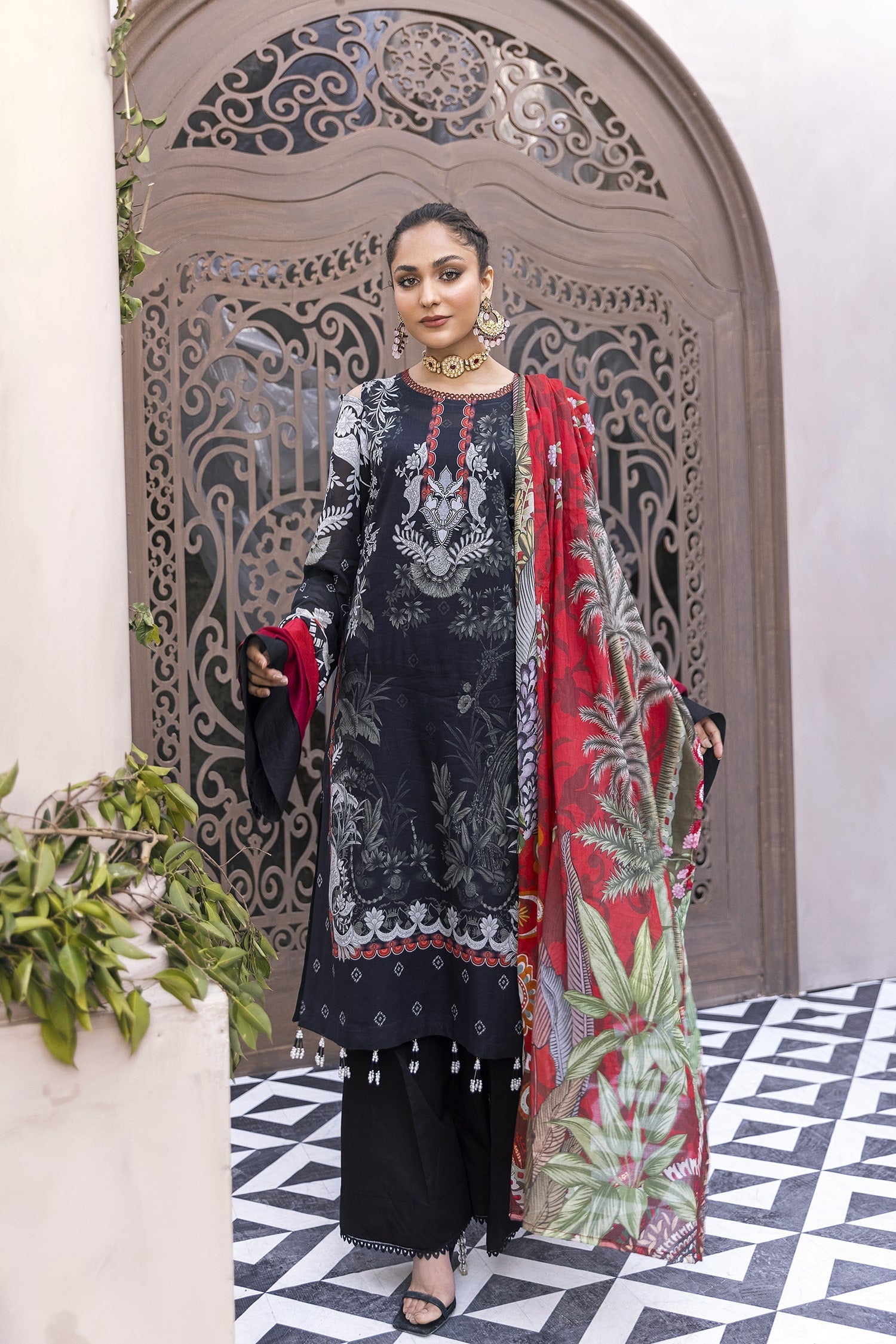 Nuriyaa Kashish Lawn'22 D#7-B