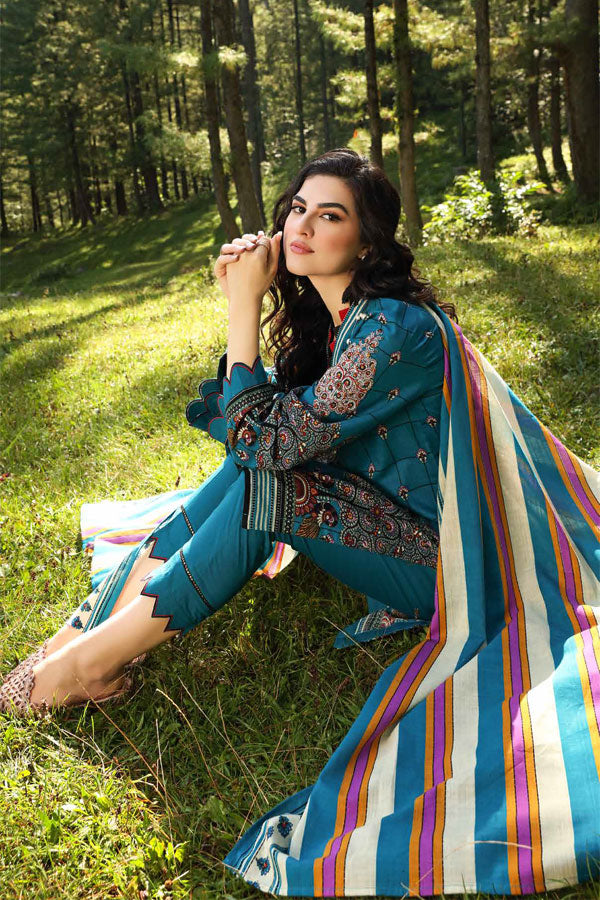 Gul Ahmed Winter Collection`21 TK#12002