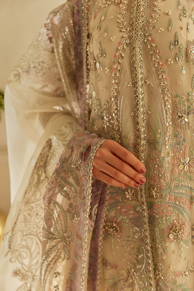 Suffuse Freeshia Festive Collection'22 OPAL