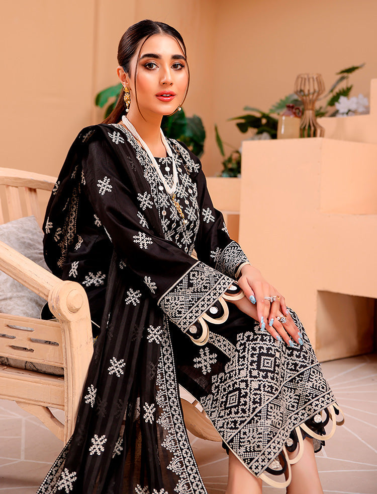 Libas Emb Luxury Lawn`22 D#4