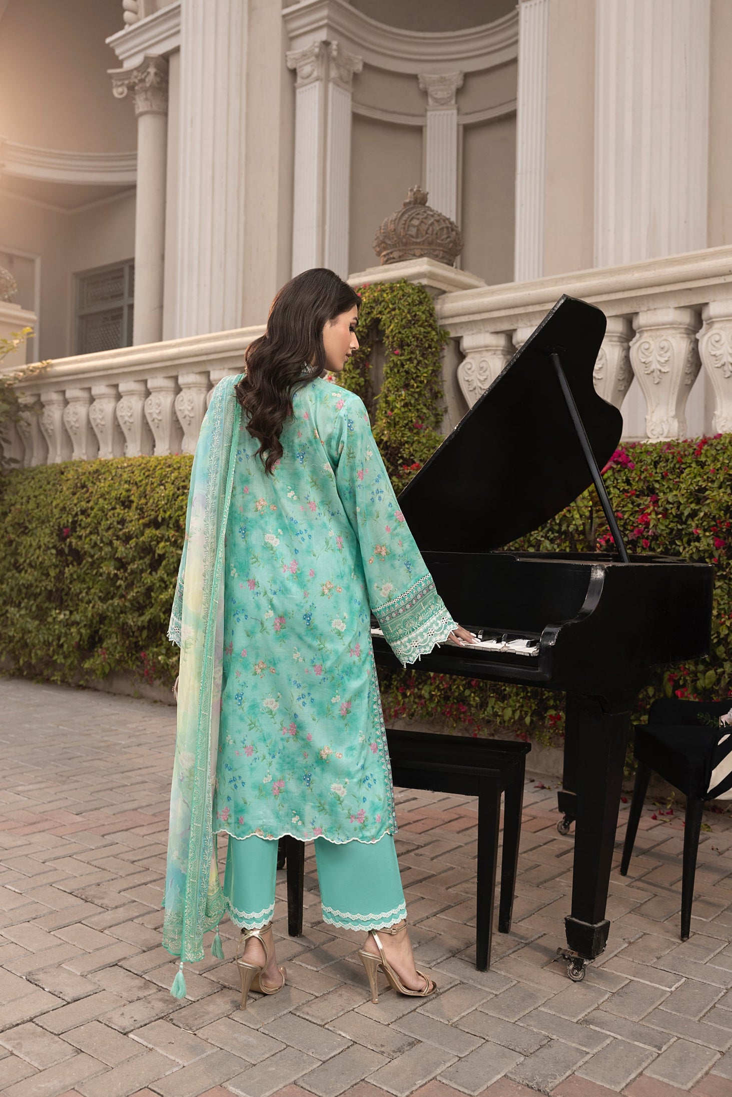 Lakhany Komal Lawn`25 MM#253